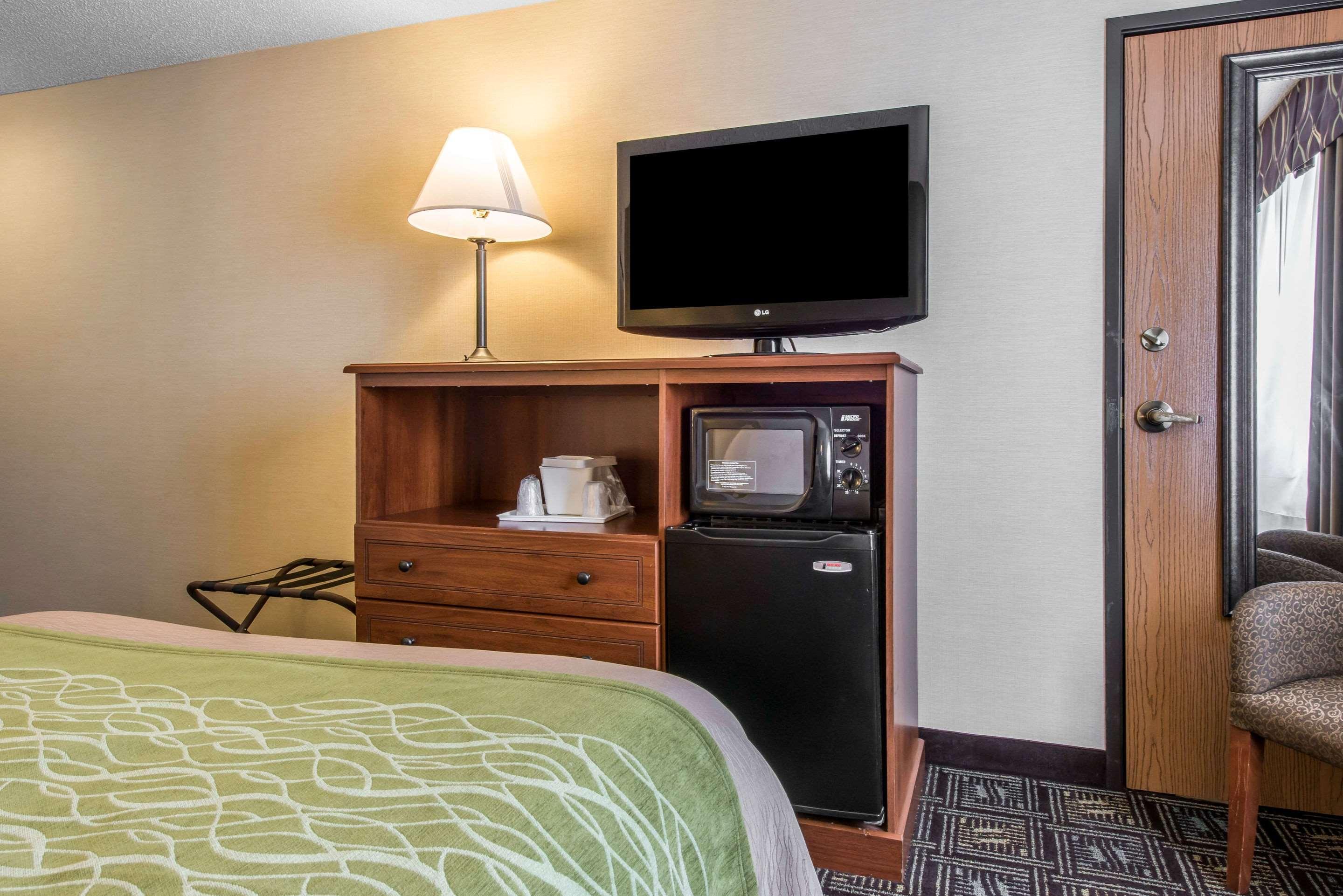 Comfort Inn Weirton Esterno foto